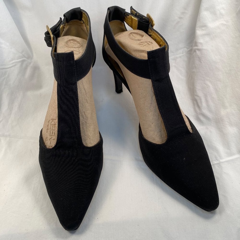 Kenneth Cole Black Fabric T-Strap heels